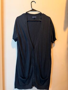 GAP Black Knit Top with Navy Label